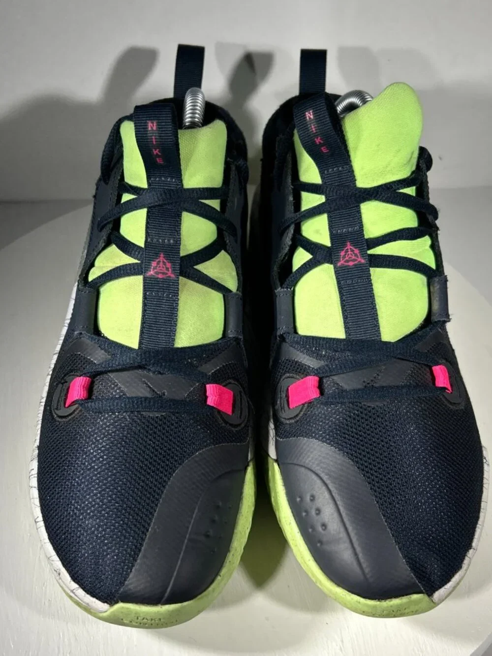 Nike Air Zoom Crossover 2 Boys Basketball Shoes Youth Size 7 7Y Black Sneakers